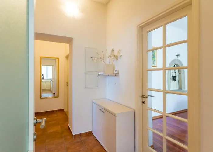 Elegante Ferienvilla Marini Dvori By Interhome Daire *