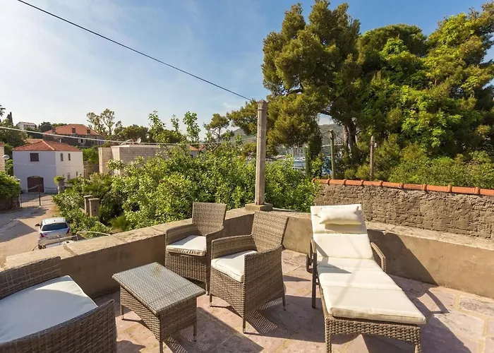 Elegante Ferienvilla Marini Dvori By Interhome Daire Dubrovnik