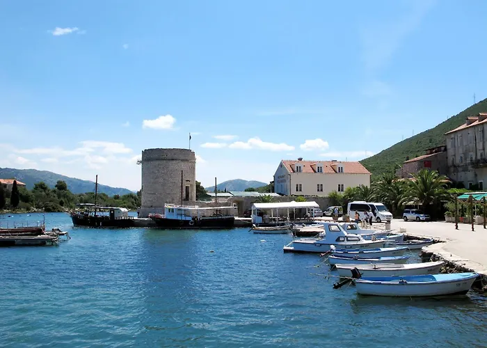 Elegante Ferienvilla Marini Dvori By Interhome Daire