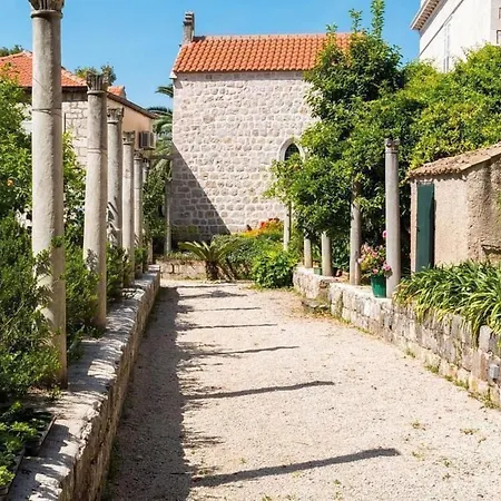 Elegante Ferienvilla Marini Dvori By Interhome Apartman *